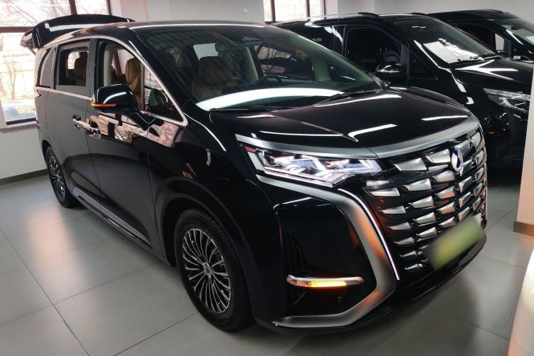 Used Denza D9 2024 DM-i 980 Four-Wheel Drive Prestige Model
