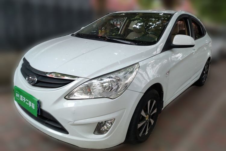 Used Hyundai Verna (older generation) 2010 Sedan 1.4L Manual Comfort GS