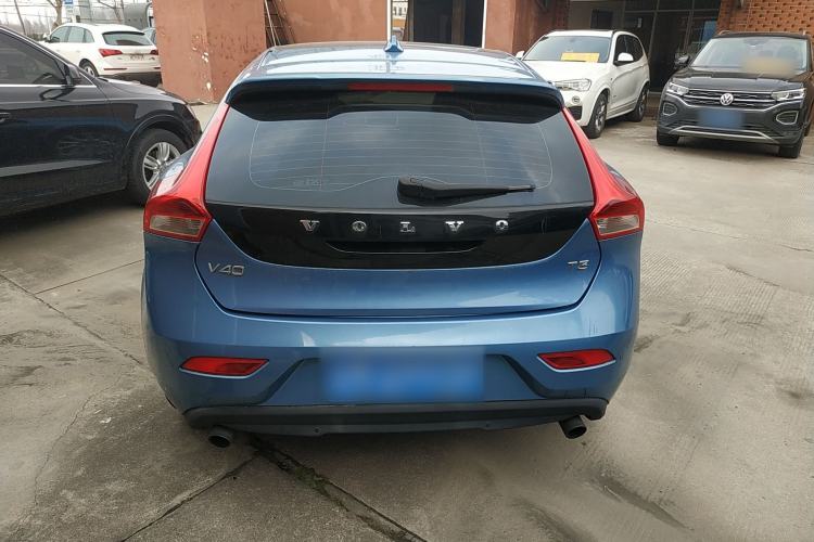 Used Volvo V40 2016 T3 Zhiyi Edition
