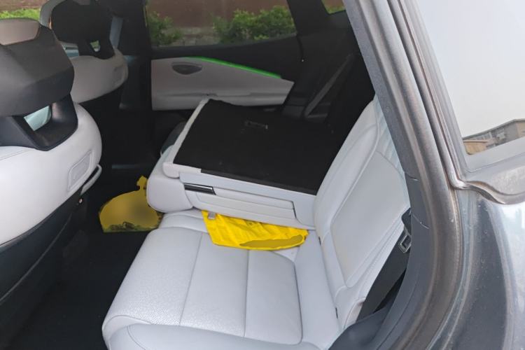 Used Lynk & Co Z10 2025 95 kWh 702 km All-Wheel Drive Intelligent Driving Ultra
