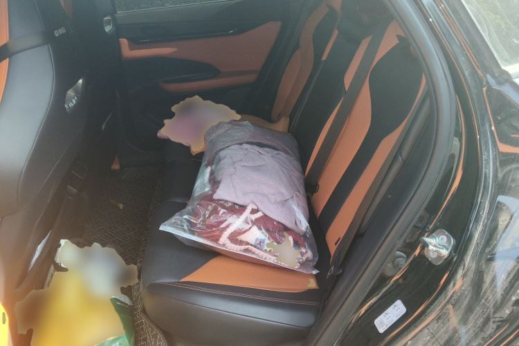 Used CHANGAN UNI-V 2023 1.5T Sport Edition
