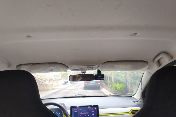 Used SOL E10X 2021 302 km Range Fashion Edition 31.4 kWh Headliner