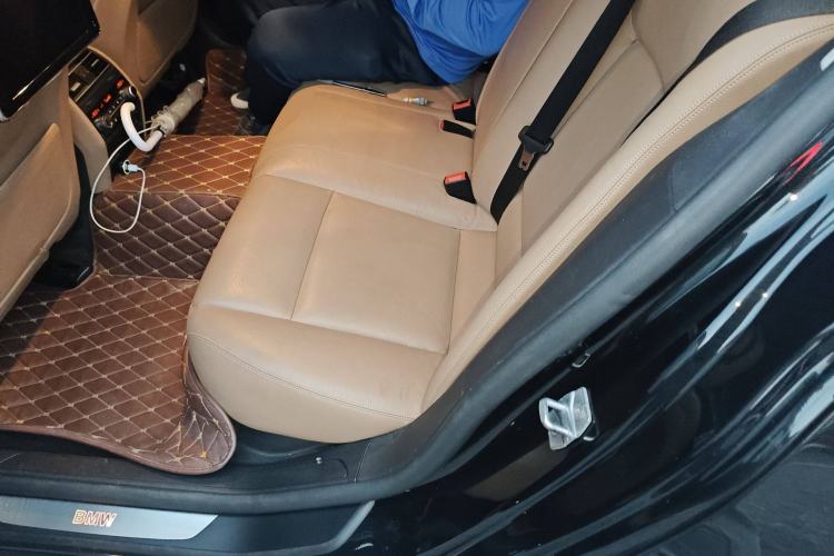 Used BMW 7 Series 2014 730Li Premium Edition Left Rear Seat