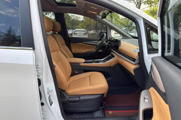 Used SAIC MAXUS G50 2025 MAX 1.5T Automatic Luxury Edition