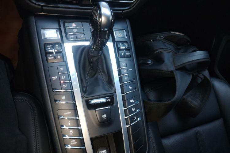 Used Porsche Macan 2021 Macan 2.0T
