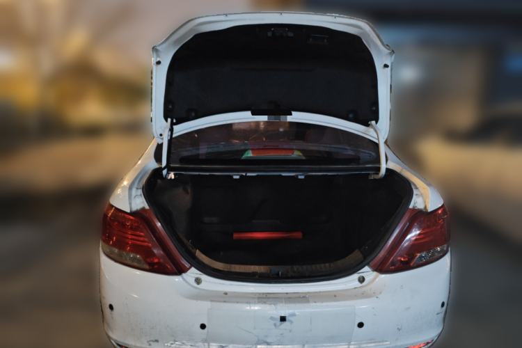 Used BYD e5 2017 300 Prestige Edition
