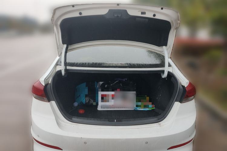 Used Hyundai Elantra (6th Generation / Lingdong) 2018 1.4T Dual-Clutch Xuan Dong · Dynamic Edition Trunk