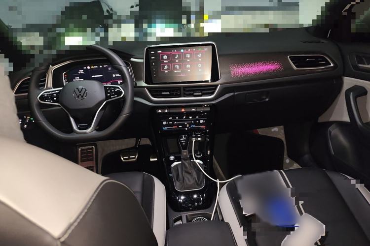 Used Volkswagen T-ROC 2024 300TSI DSG Two-Wheel-Drive Chen Guang Edition
