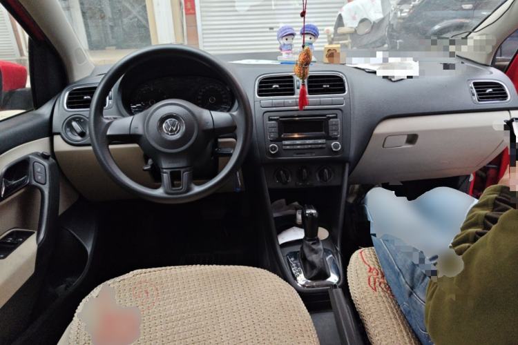 Used Volkswagen Polo 2011 1.6L Automatic ZhiShang Version
