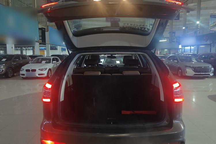 Used BYD S7 2017 2.0T Automatic Luxury Model Trunk