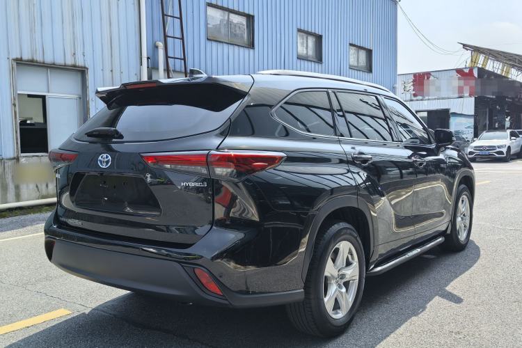 Used Toyota Highlander 2022 Dual-Engine 2.5L Two-Wheel Drive Elite Edition 5 Seats