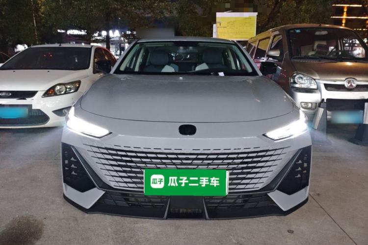 Used Changan UNI-V iDD 2023 Zhidian iDD 1.5T 113km Smart & Fun Version (Rapid Edition)