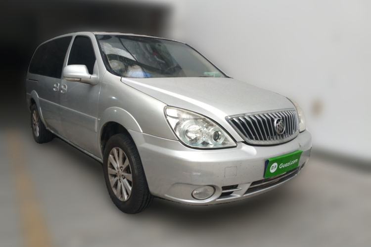 Used Buick GL8 2014 2.4L Classic Edition Front Right 45 Deg