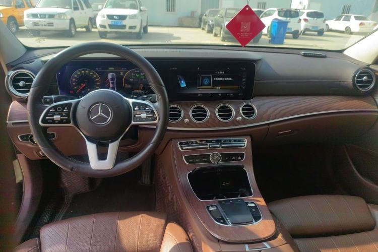 Used Mercedes-Benz E-Class 2020 E 260 L

