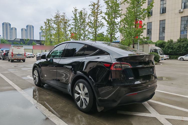 Used Tesla Model Y 2022 Rear-Wheel-Drive Version