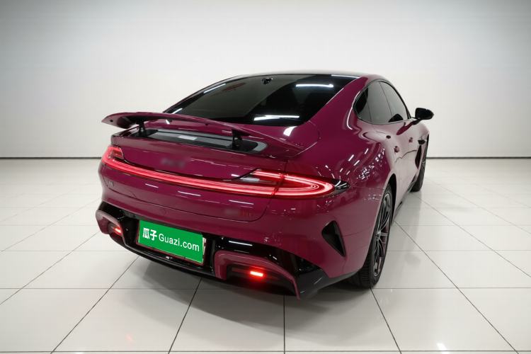 Used Xiaomi Auto SU7 2024 Four-Wheel Drive Ultra-Long Range Advanced Intelligent Driving Max Edition Rear Right 45 Deg