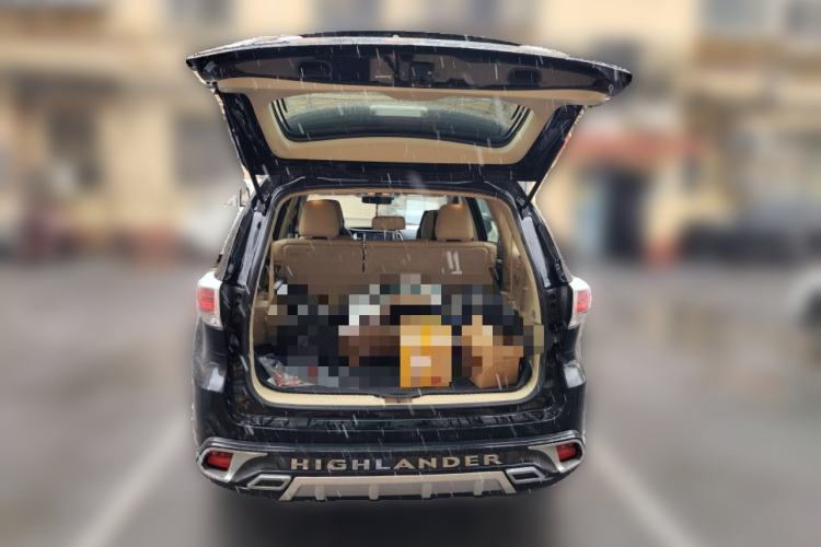 Used Toyota Highlander 2017 2.0T Four-Wheel Drive Luxury Edition 7 Seats