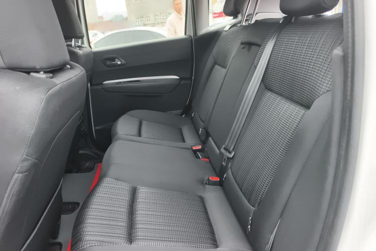 Used Peugeot 3008 2018 2.0L Automatic Classic Edition Left Rear Seat