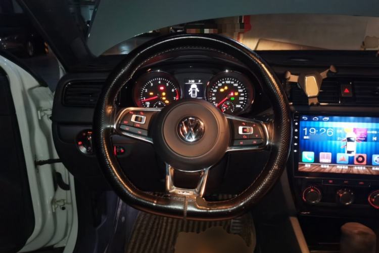 Used Volkswagen Sagitar 2016 280TSI Automatic R-Line
