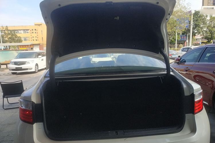 Used Lexus ES 2014 300h Elite Edition