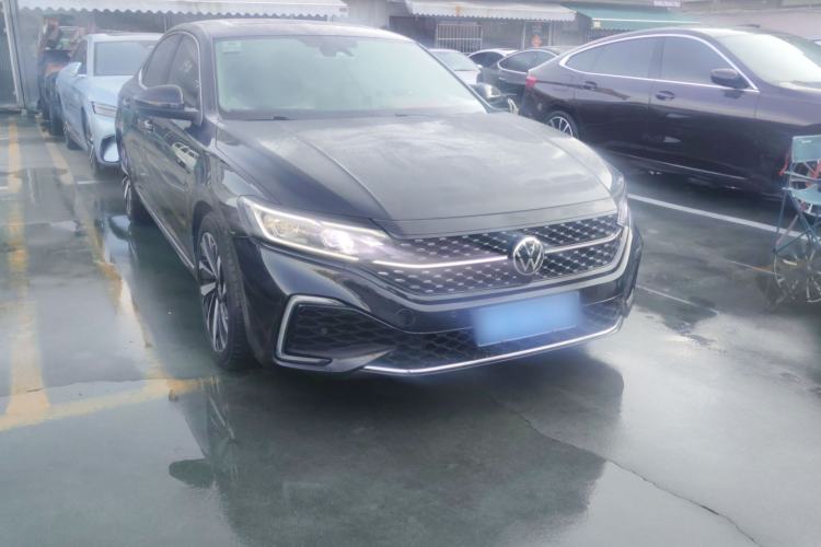 Used Volkswagen Passat 2022 330TSI Starry Elite Edition
