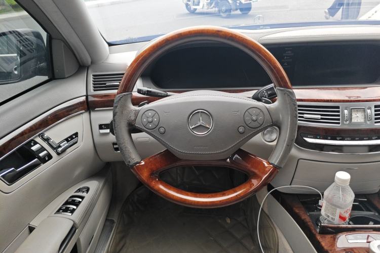 Used Mercedes-Benz S-Class 2010 S 400 L HYBRID Steering Wheel
