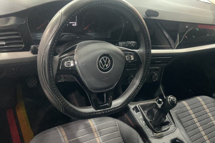 Used Volkswagen Lavida 2021 1.5L Manual Comfort Edition
