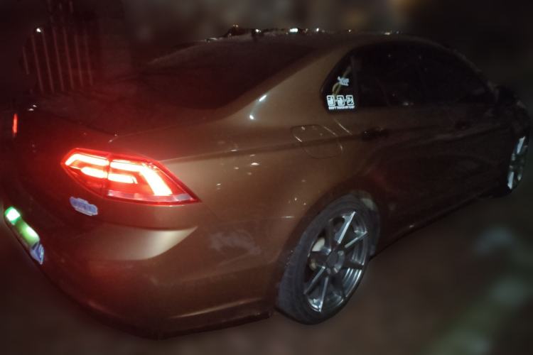 Used Volkswagen Lamando 2015 230TSI DSG Fashion Edition Rear Right 45 Deg