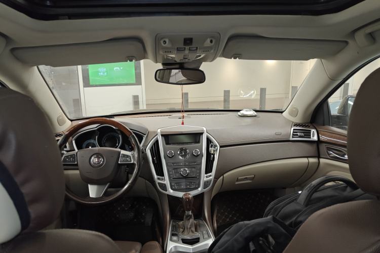 Used Cadillac SRX 2010 3.0L Luxury Edition Center Console