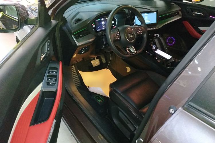 Used MG 5 2022 180 DVVT CVT Youth Luxury Edition