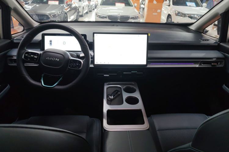 Used AION Y 2023 Plus 510 Smart Edition
