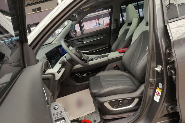 Used CHANGAN CS75 PLUS 2024 3rd Generation Champion Edition 1.5T Intelligent Drive Dynamic Model
