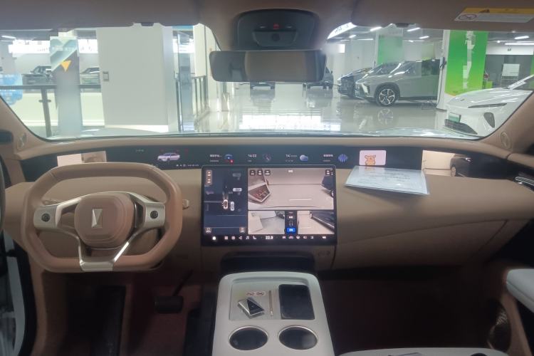 Used Avatr 07 2024 Ultra Range-Extended Four-Wheel Drive
