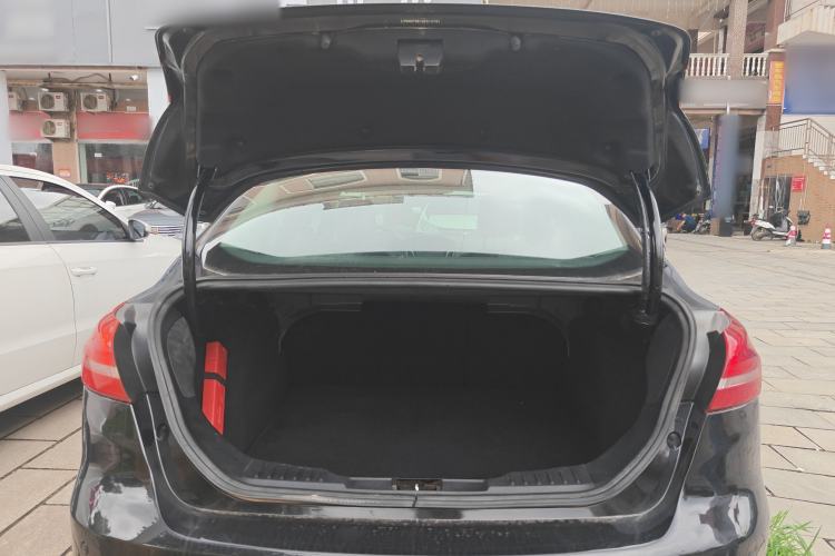 Used Ford Focus 2015 Sedan 1.6L Automatic Trend Model Trunk