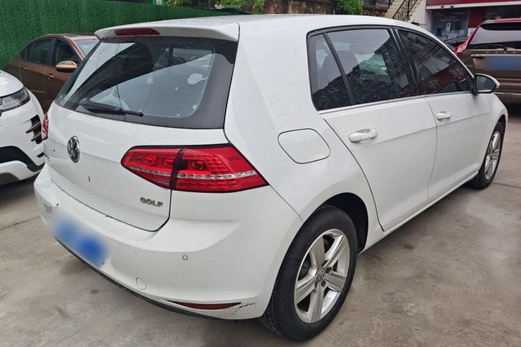 Used Volkswagen Golf 2016 1.6L Automatic Comfort Model Rear Right 45 Deg