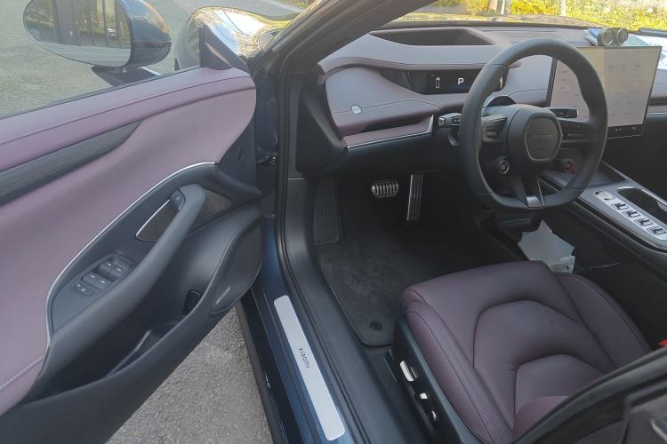 Used Xiaomi Auto SU7 2024 Four-Wheel Drive Ultra-Long Range Advanced Intelligent Driving Max Edition