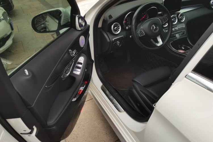 Used Mercedes-Benz C-Class 2018 C 180 L Fashion Edition Sport Version Driver Seat