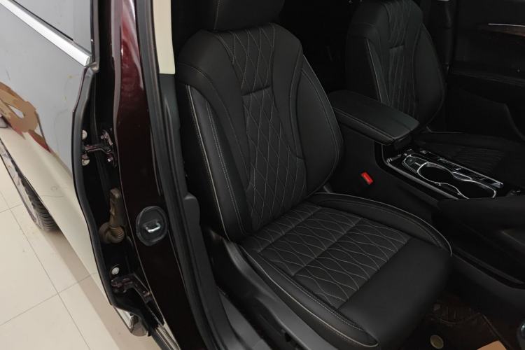 Used Buick Envision 2023 Encore Plus Avenir Aivia 5-Seater Edition