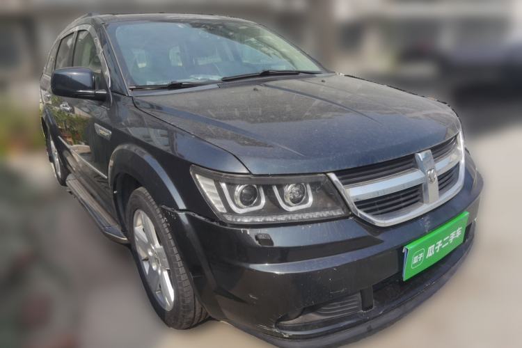 Used Dodge Journey 2010 2.7 Front Right 45 Deg