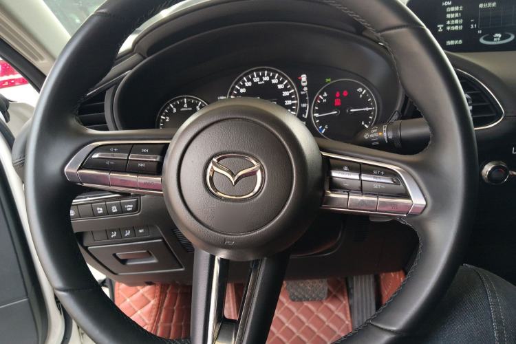 Used Mazda 3 Axela 2023 2.0L Automatic ZhiZhen Edition
