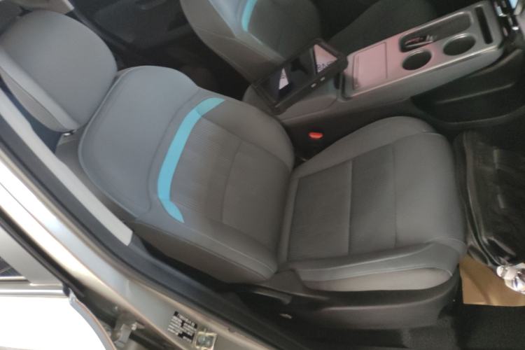 Used AION Y 2023 Younger Right Front Seat