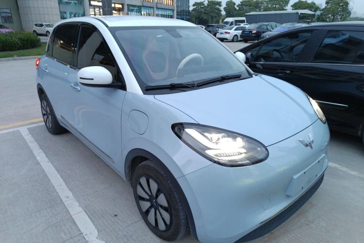 Used Wuling Bingo 2023 410 km Lingxi Deluxe Edition
