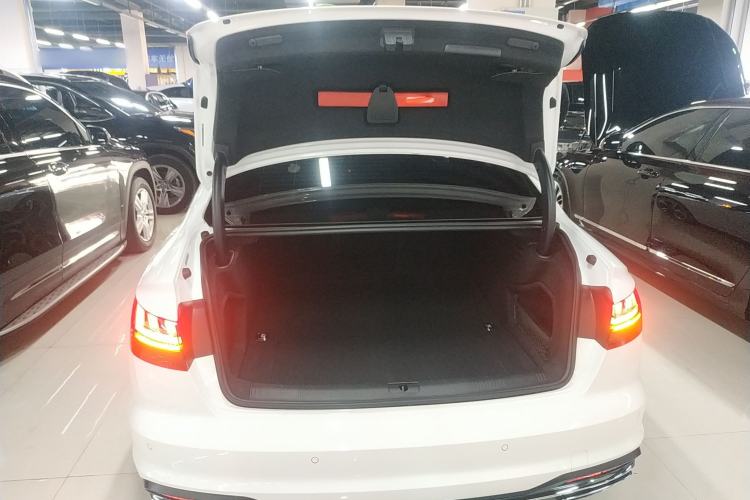 Used Audi A4L 2022 40 TFSI Stylish and Elegant Edition Trunk