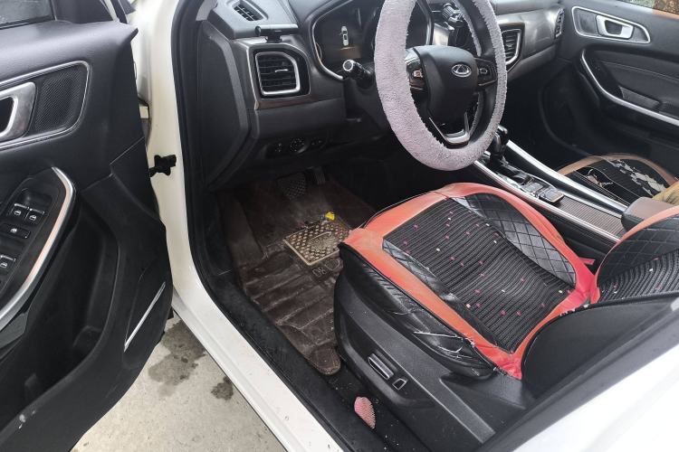 Used Chery Tiggo 8 2018 1.5 TCI Automatic Luxury Model 5 Seats Driver Seat