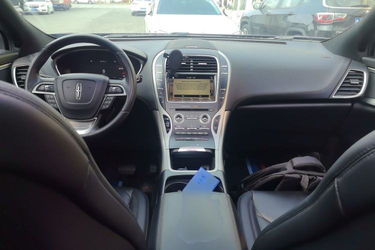 Used Lincoln Nautilus 2019 2.0T Two-Wheel Drive Luxury Edition China VI Standard
