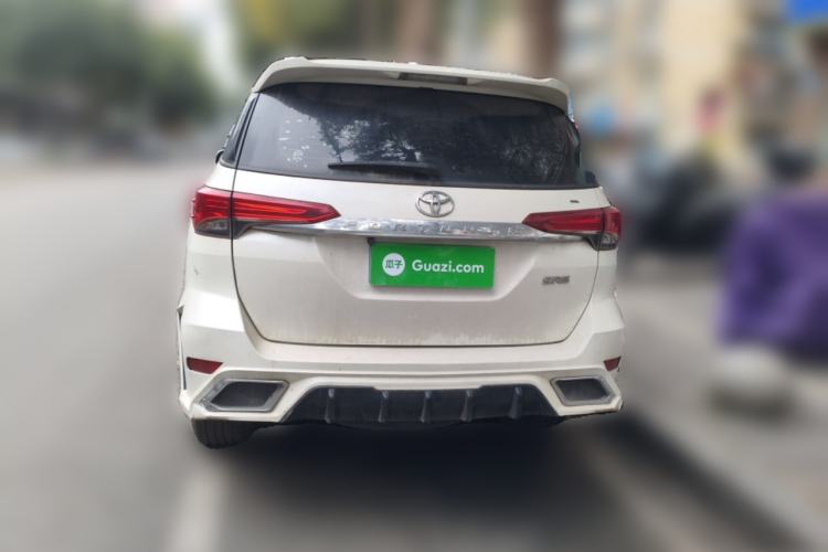 Used Toyota Fortuner 2016 2.7L Middle East Version Rear