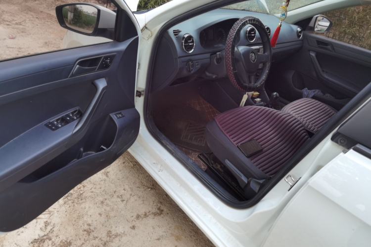 Used Volkswagen Jetta 2019 Dream Edition 1.4L Manual Fashion Version Driver Seat