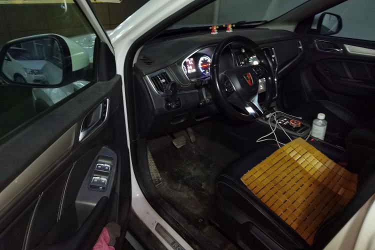 Used Roewe RX5 New Energy 2017 ERX5 EV400 Electric Internet Luxury Edition Driver Seat