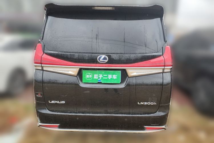 Used Lexus LM 2020 300h Four-Seat Grand Edition
