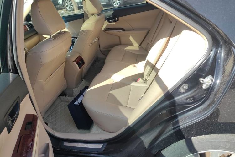 Used Toyota Camry 2012 2.5G Luxury Navigation Edition Left Rear Seat